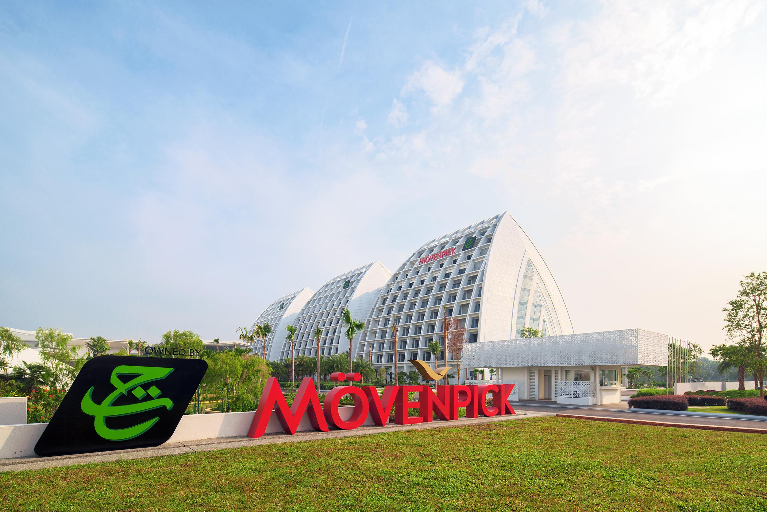 Movenpick Hotel & Convention Centre Klia Sepang Exterior foto 3 November Stadium